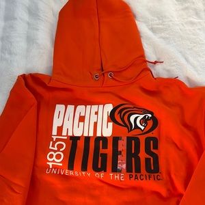 Champion brand -UOP brand new sweat shirt authentic champion